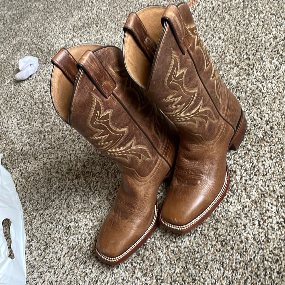 Cowgirl boots for women, size 7.5, paid 196, brand new worn once